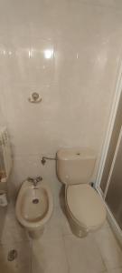 Habitación y baño privado