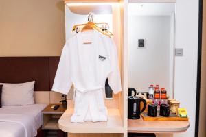 Sparks Odeon Sukabumi, ARTOTEL Curated