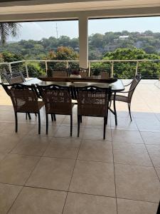 Saltrock Beach Holiday House