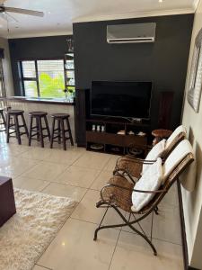 Saltrock Beach Holiday House