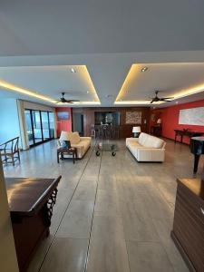 Ocean Marina Yacht Club 3 Beds