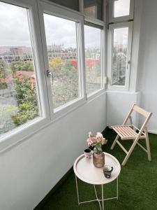 Central Palace Suite with Self Checkin