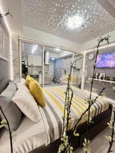 Urban Retreat at Azure