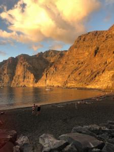 apartment overlooking Los Gigantes