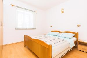 Studio close to the sea and city