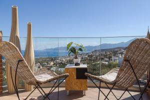 Driades Luxury Apartments by Estia