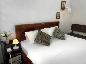 Hoe Stay Văn Miếu Quốc Tử Giám