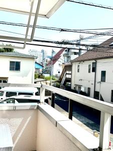 駅徒歩4分 新宿駅7分 バンクシーアートのスタイリッシュルーム