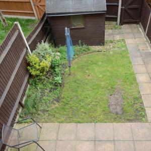 4BR Townhouse w FREE Parking in City Centre