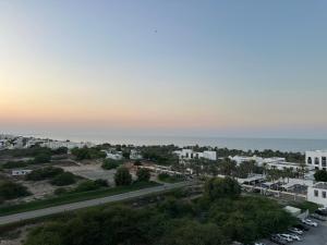 Pinnacle Row Seaview Elegance