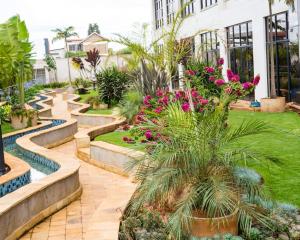 Sapphire Haven, Nova Apartment