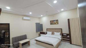 Hotel saviraj