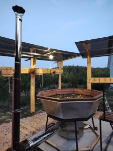 Готель сімейного типу ВІРИ,НАДІЇ ТА ЛЮБОВІ