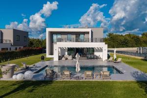 New! Luxury Villa Solena 50 m2 heated pool