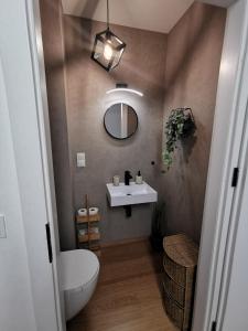 Apartament pod modrzewiem