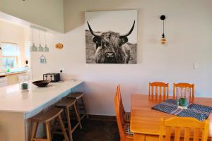 Haus Mikaya, Cathkin Estate by Euphoric Leisure