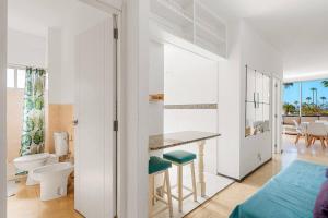 Apartamento de 2 Dormitorios con Vista al Mar