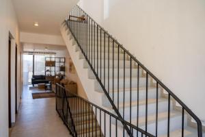 Charming Villa with Stunning Rooftop Sea View