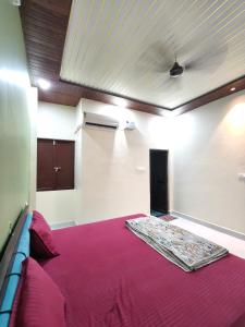 Siyavar Palace