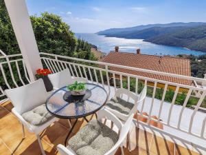 Apartment Katarina-2 by Interhome