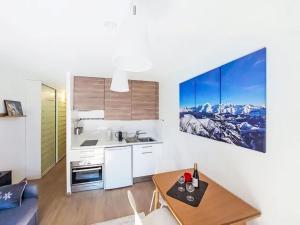 Apartment Blanc Neige by Interhome