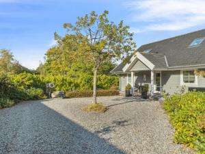 Holiday Home Marrit - 500m from the sea by Interhome