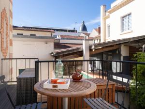 Apartment Le Grillon-1 by Interhome