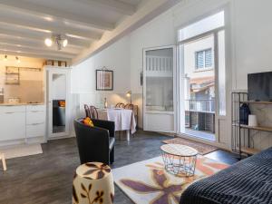 Apartment Le Grillon-1 by Interhome