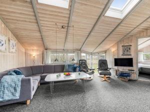 Holiday Home Marisol - 600m to the inlet by Interhome