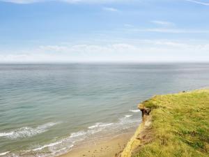 Holiday Home Dyri - 75m from the sea by Interhome