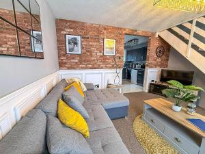 Stunning Chalet For Hire At Bermuda Holiday Park Near Hemsby Beach Ref 18161B