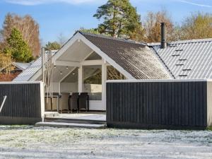 Holiday Home Janik - 1-3km from the sea by Interhome