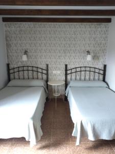 Hostal Restaurante Parajes