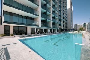 Trillionaire Studio, Canal Views, Private Jacuzzi