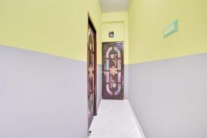 Hotel O Raunak Food Plaza Family Restaurant & Rooms