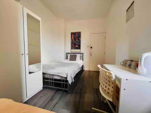 Private Rooms Sleeps 7 with Wi-Fi