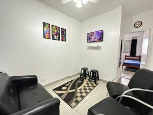 Pé na areia em Nova Mirim com Wi-Fi e conforto!