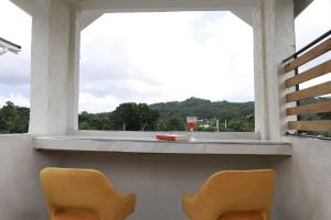 Eshae Living - Cosy 2BR with breakfast & pool