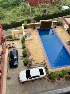 Quiet 1BR Retreat Pool Gym NearWestlands