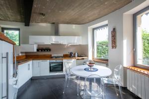 Lakeview Villa, terrace and garage Stresa