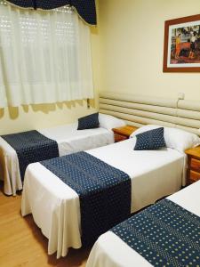 Double Room with Extra Bed room in Cuatro Caños