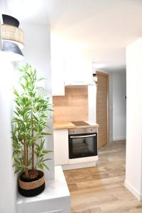 A few minutes away from the Croisette - 8 pers