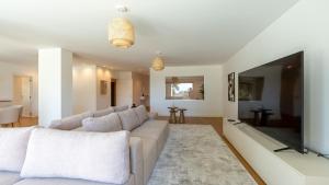 Acqua Sensation Suites by LovelyStay