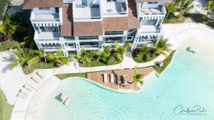 Hydra 103 Poolview Luxury Apt Dominicus
