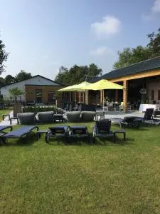 Dunez men only resort - 卡茨休维尔