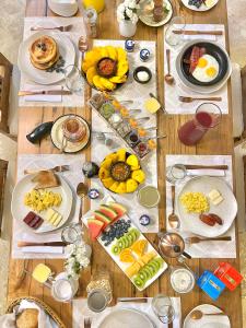 by Calamari Homes - El Porvenir 206 walled city