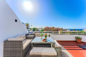 Home Holidays 308
