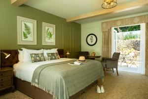 Fernhill House Hotel & Gardens