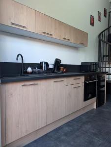 3 appartements uniques - 1 avec sauna balnéo - Parking privé inclus