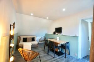 Tiny Loch - 150 m de la mer - piscine chauffée